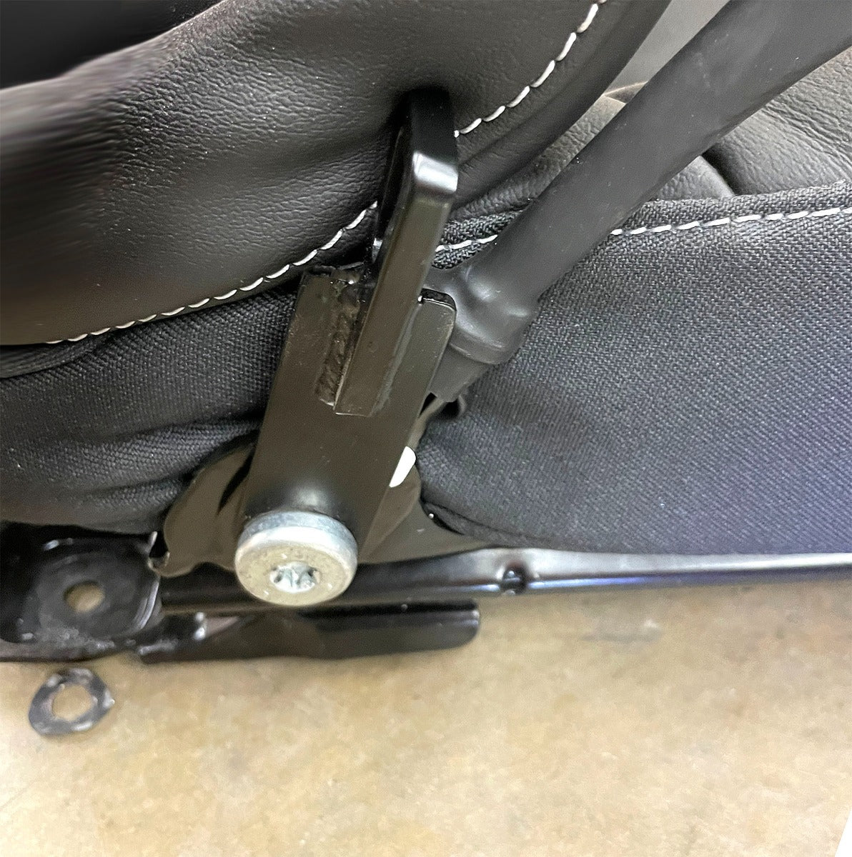 The best way to put a four point harness in my C8 Corvette Stingray or Z06 is with the CMS Performance C8 Corvette Harness Install Kit!